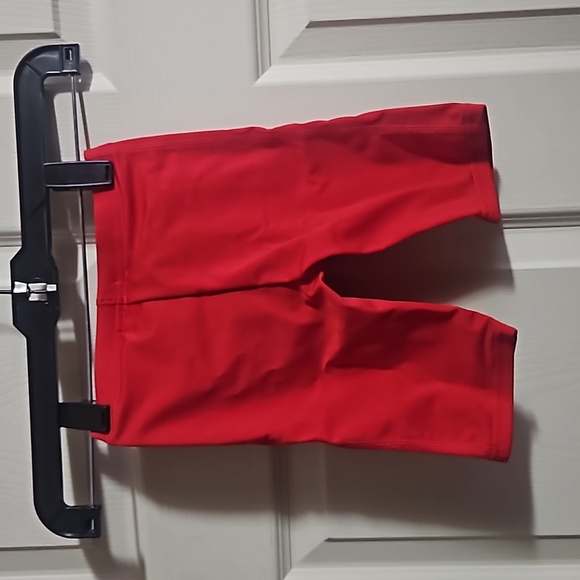 arena Boys' Board Jammer SWIMSUIT: RED: NEW WITH TAGS: SIZE 22 - Picture 7 of 11